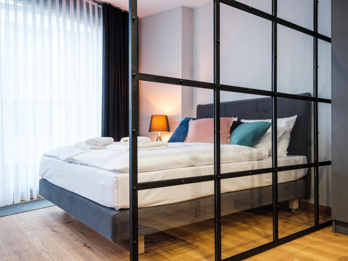 Aparthotel Inspire Miodova Residence Краков Экстерьер фото
